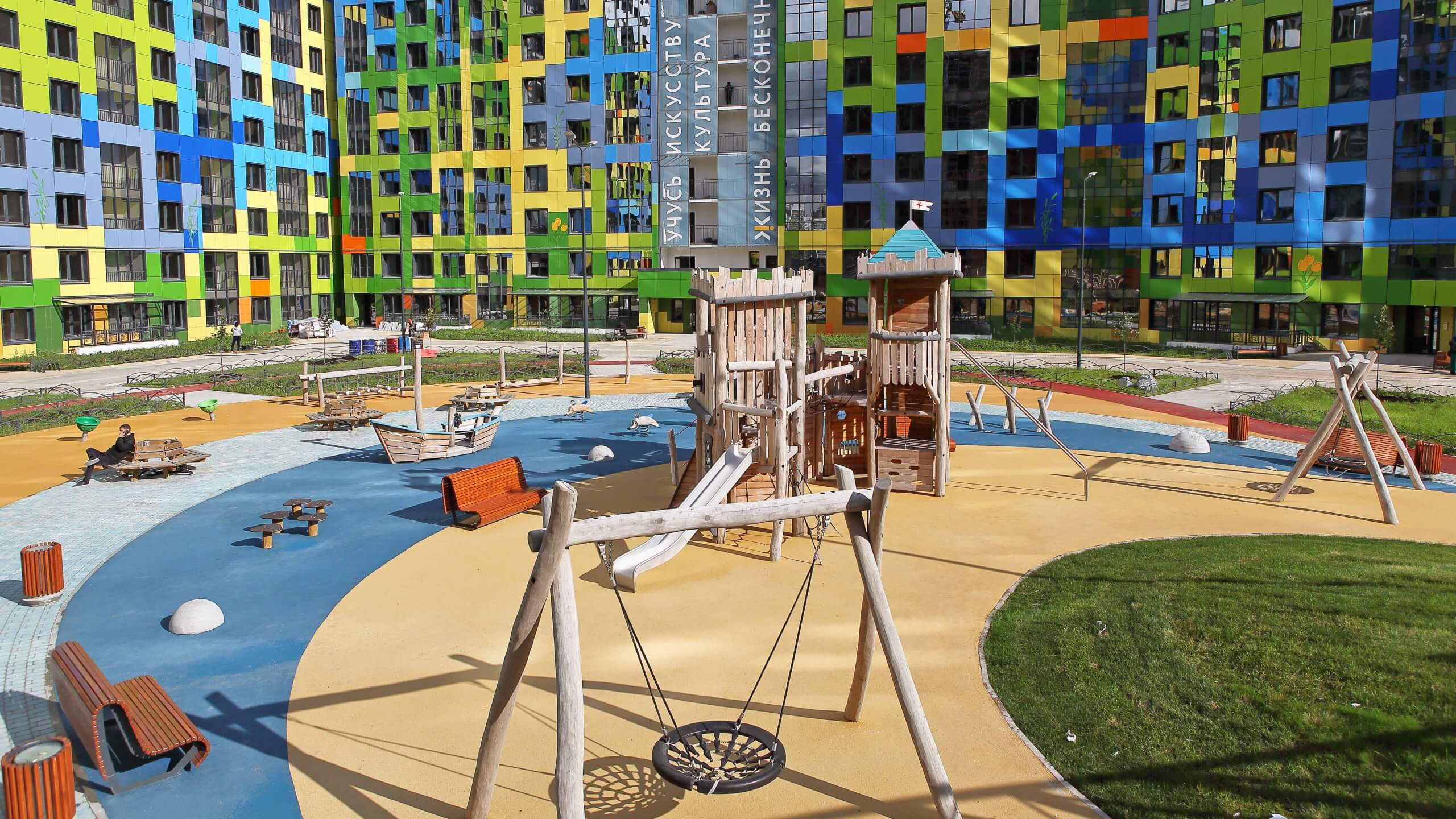 Самые безопасные и высококачественные детские площадки, игровые и спортивные комплексы, уличные тренажеры
