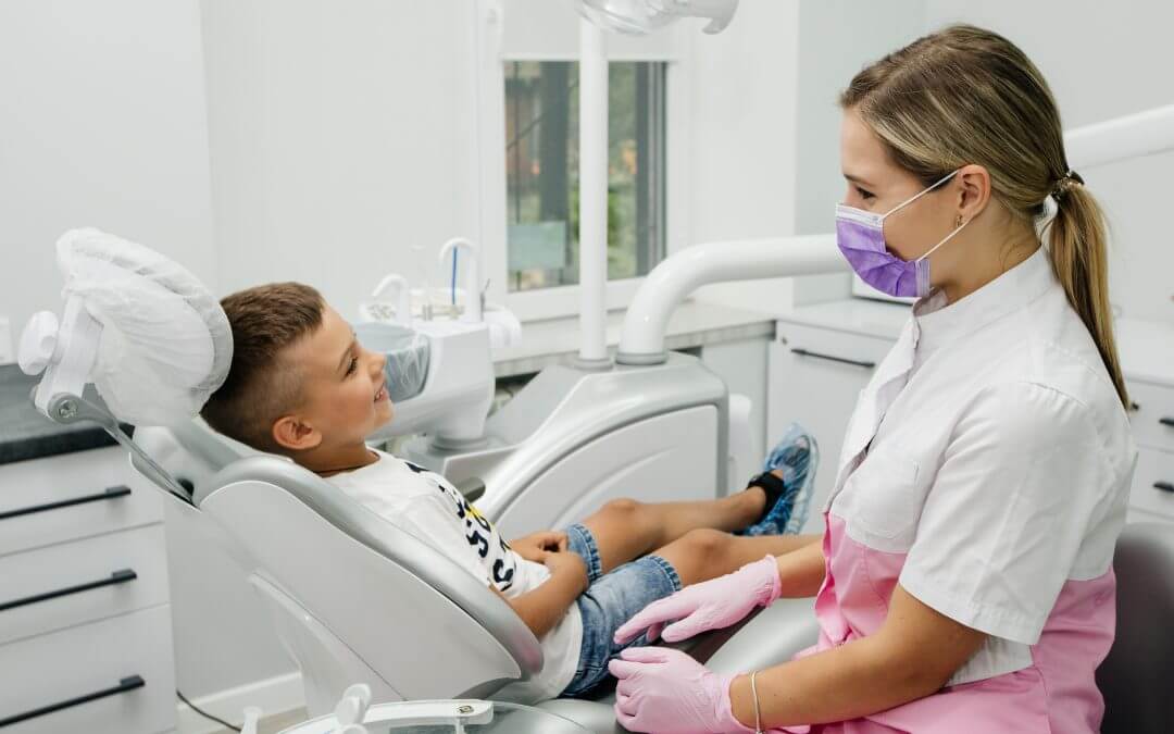Заболевания зубов у детей: когда нужно обращаться к стоматологу?
