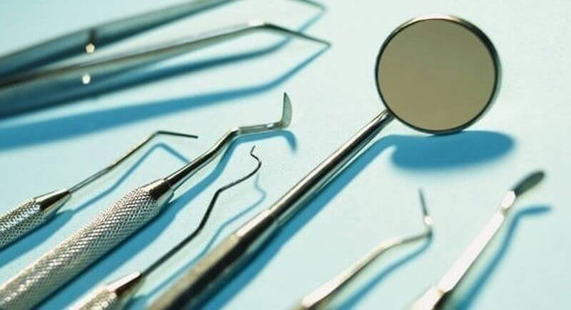 Товари для стоматологів: види і поради вибору