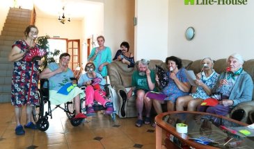 Переїзд у приватний пансіонат для літніх: як обговорити типові заперечення та надати ефективні відповіді