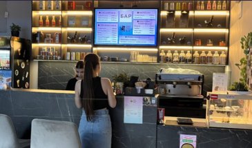 Китайський чай у кав’ярні з реггі-дизайном як простір живої гармонії